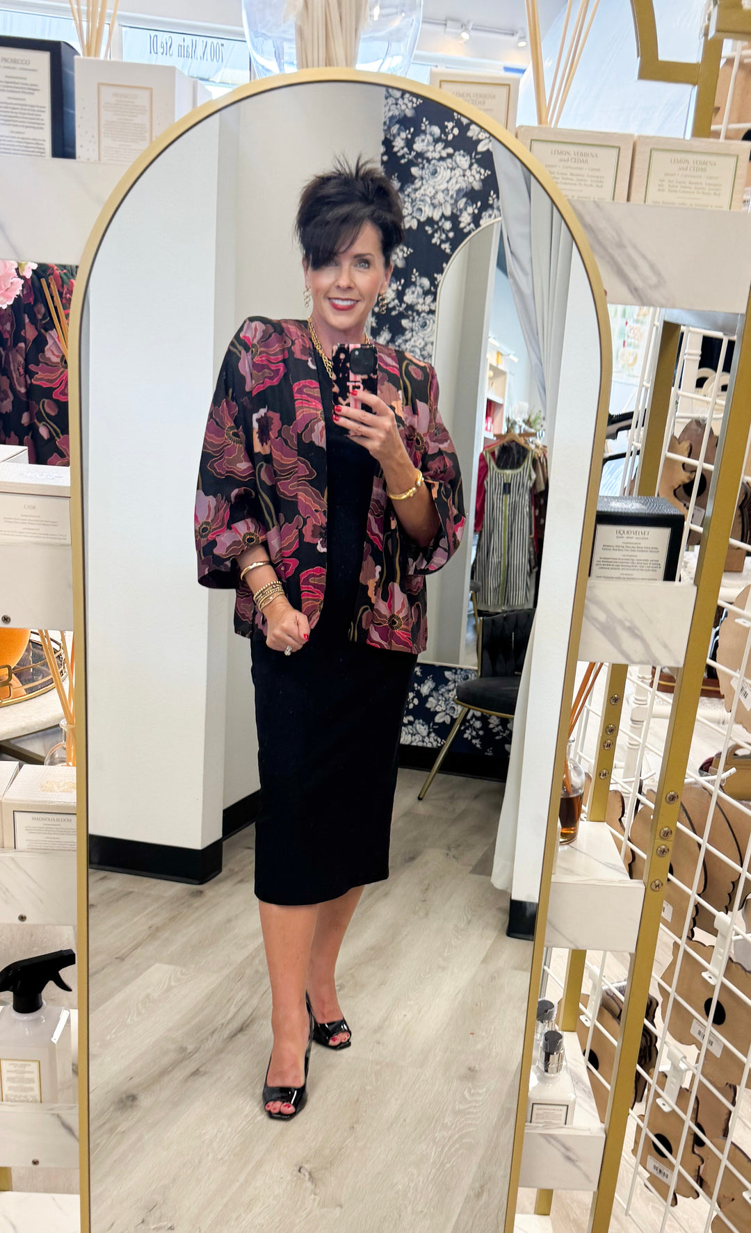 Winton + Waits Fall Poppy  Short Kimono - Pink