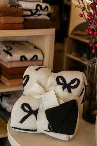 Black and Cream Bow Luxury Blanket