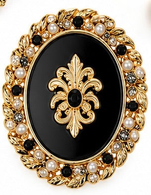 Winton +Waits Cameo Brooch