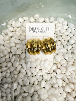 Chansutt Pearls Bella Hoops