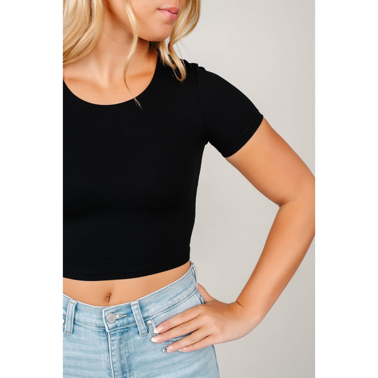 Basic Cropped Tee with Bra