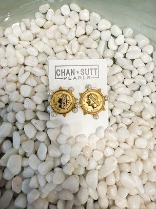 Chansutt Pearls Coin Earrings