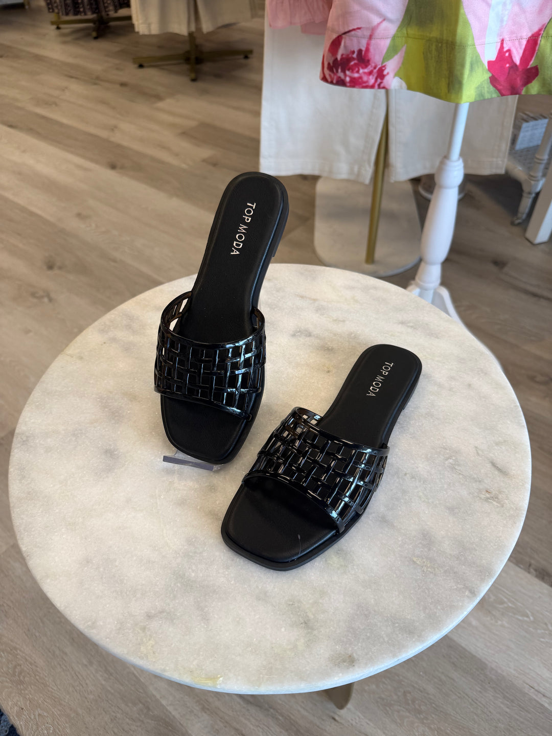 Gelato Sandals