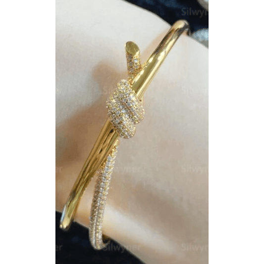 Gold Knot Bracelet