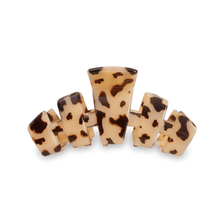 Classic Blonde Tortoise Medium Claw Hair Clip